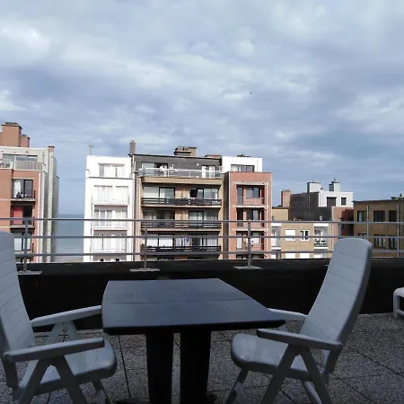 דירה Roof With Large Sun Terrace In